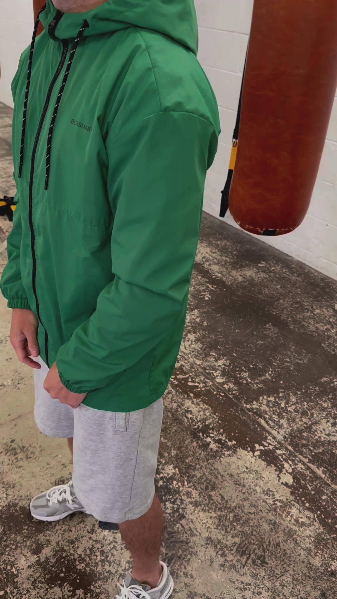 BLOCK GREEN WINDBREAKER