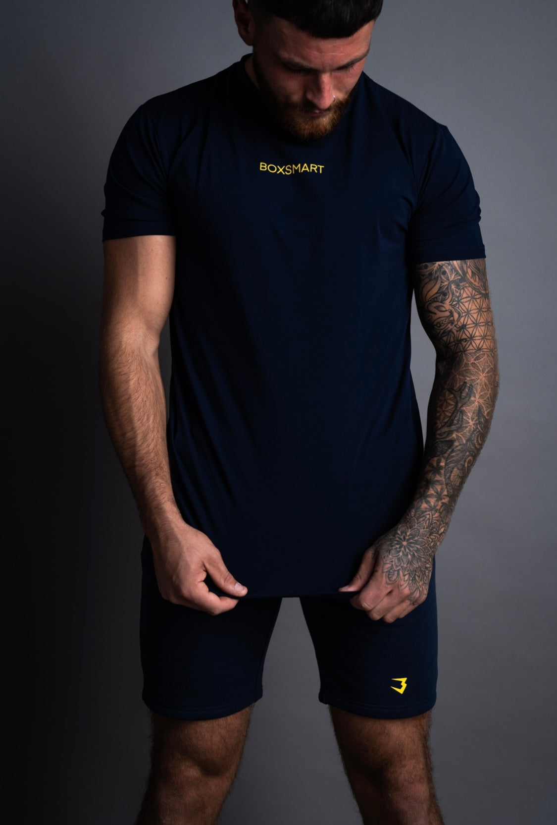 NAVY B LOGO COTTON SHORTS