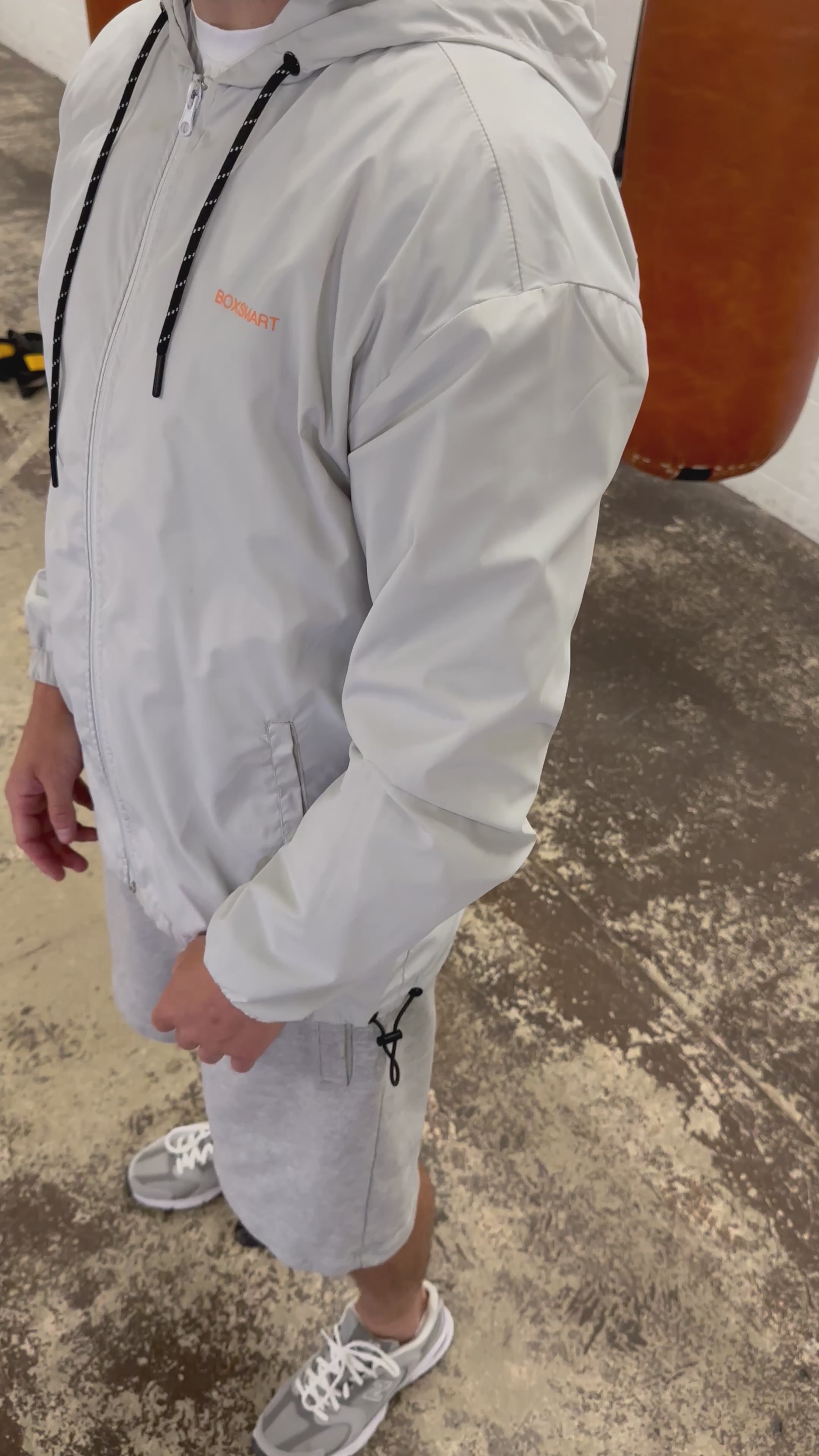 STONE ORANGE WINDBREAKER